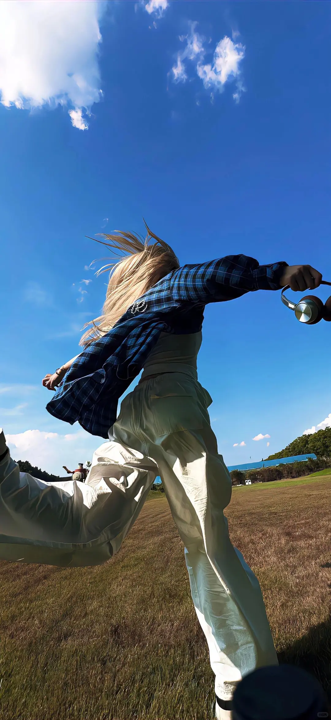 Share|氛围感美女壁纸