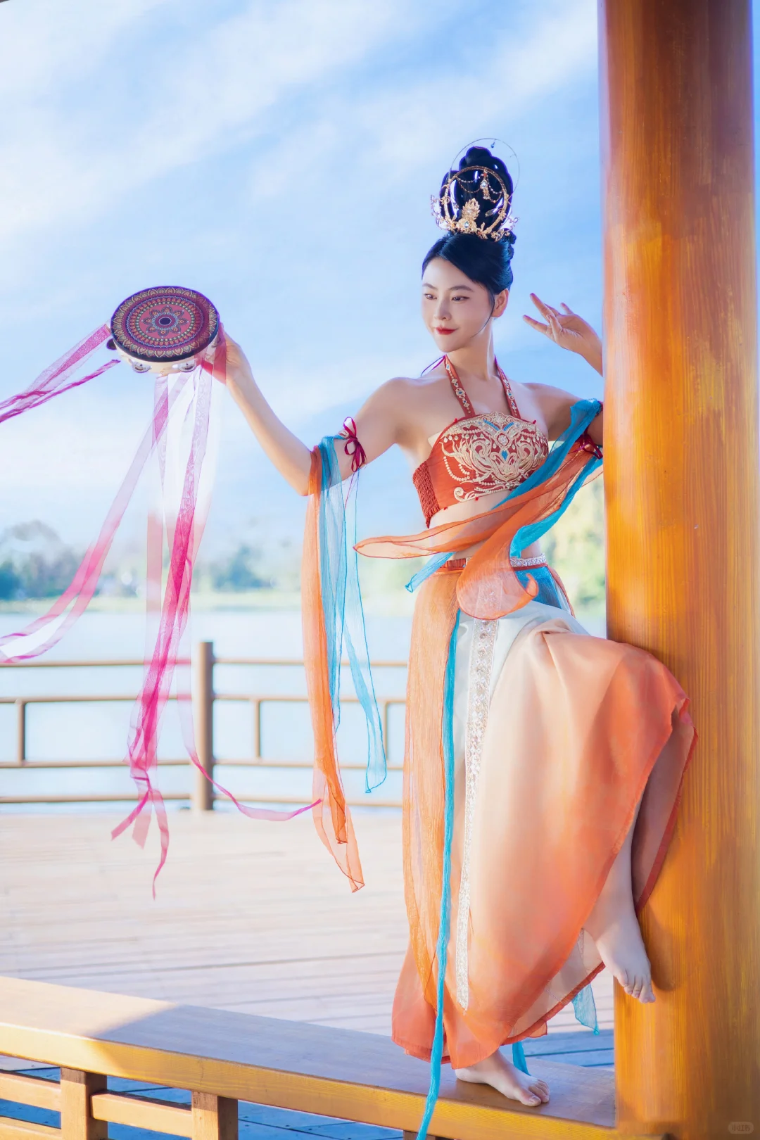 亚洲小姐全球总冠军，模特及演员-吴丹