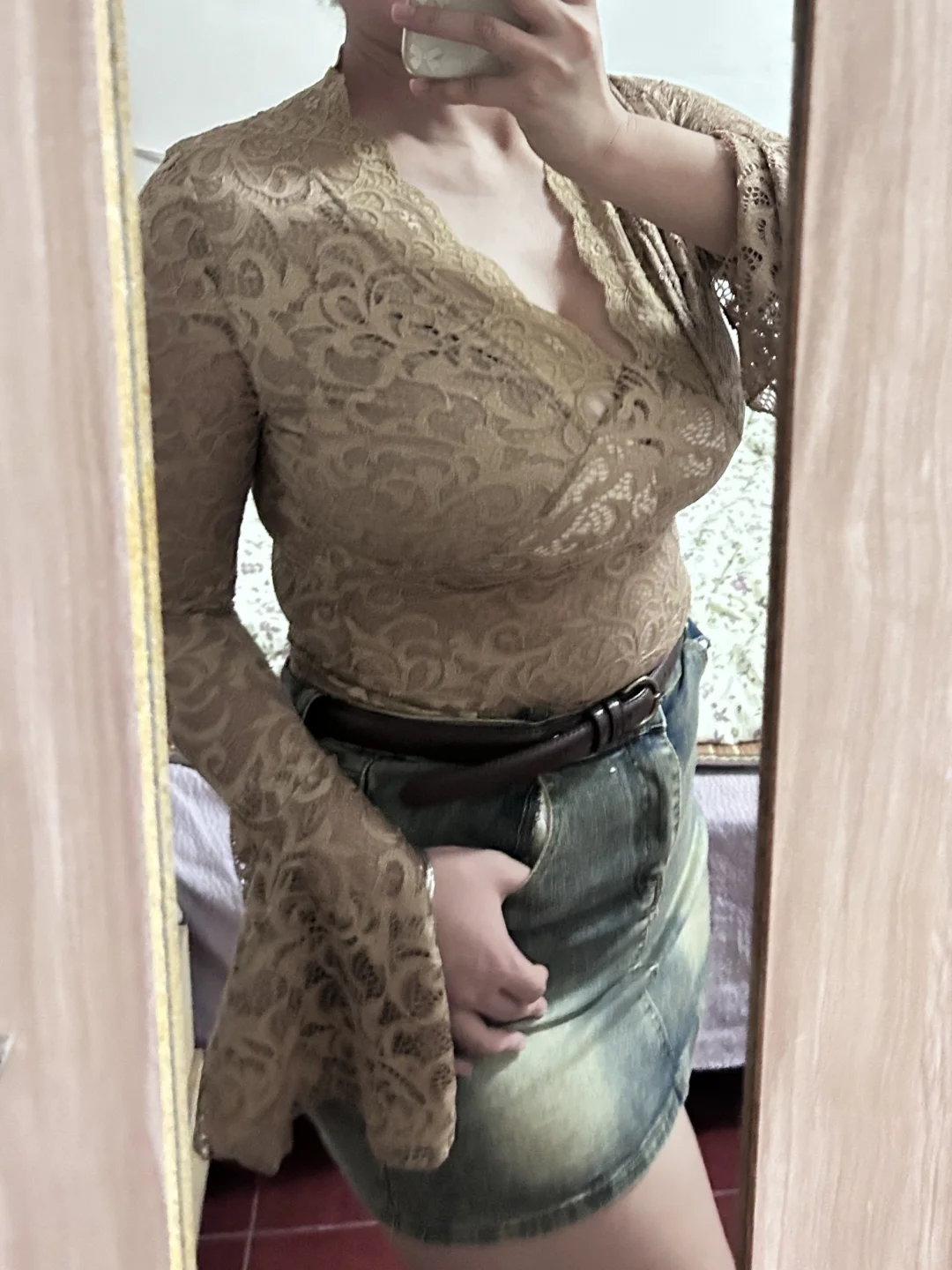 158/130 微胖女孩的大地色蕾丝上衣🥜
