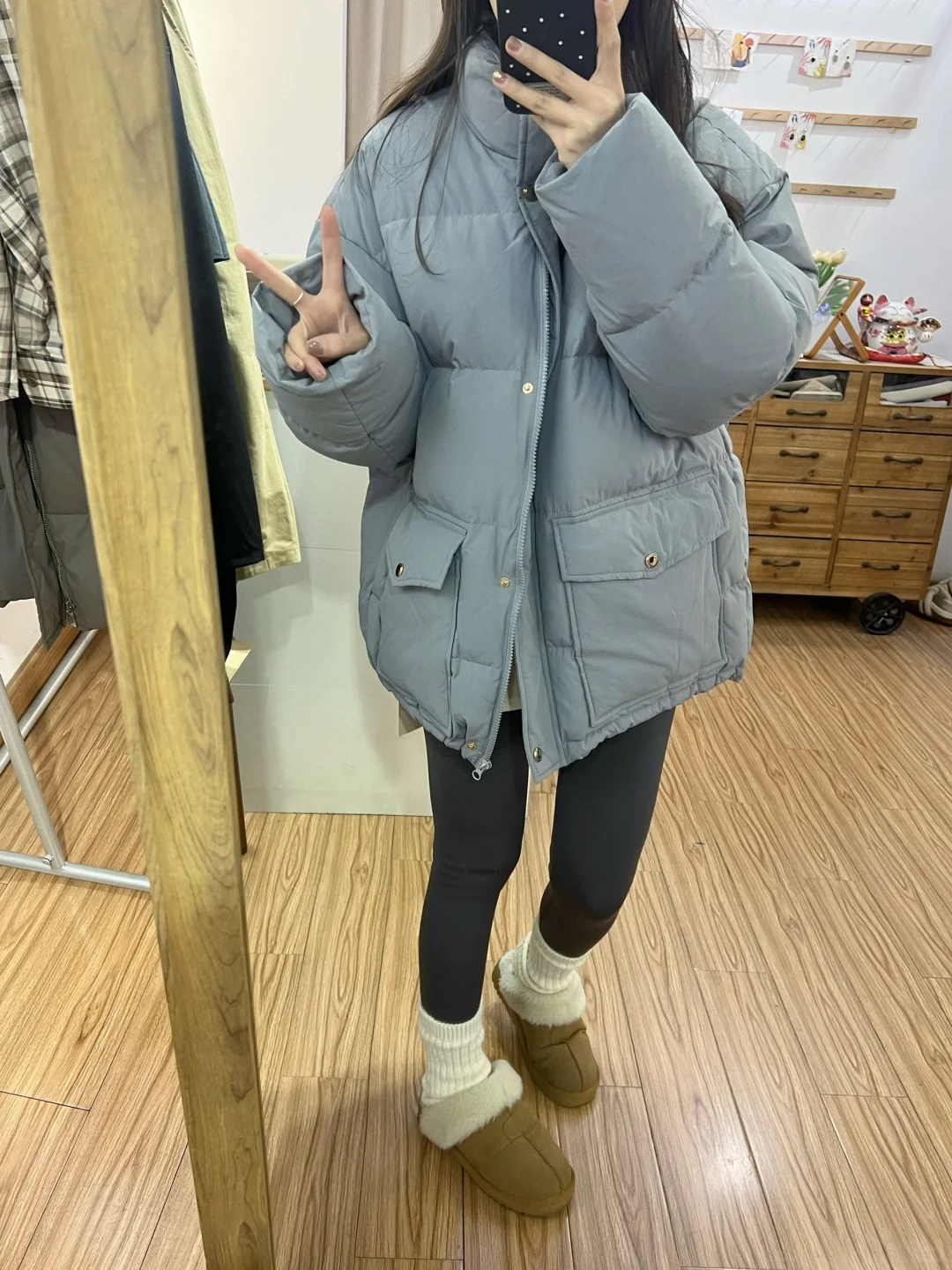 简单穿搭羽绒服配瑜伽裤