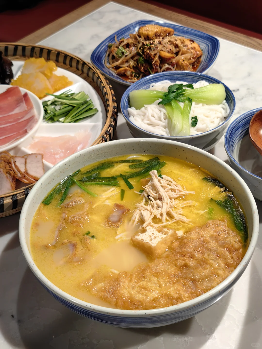 🇨🇦温哥华｜慕名而来的过桥米线到底怎么样？