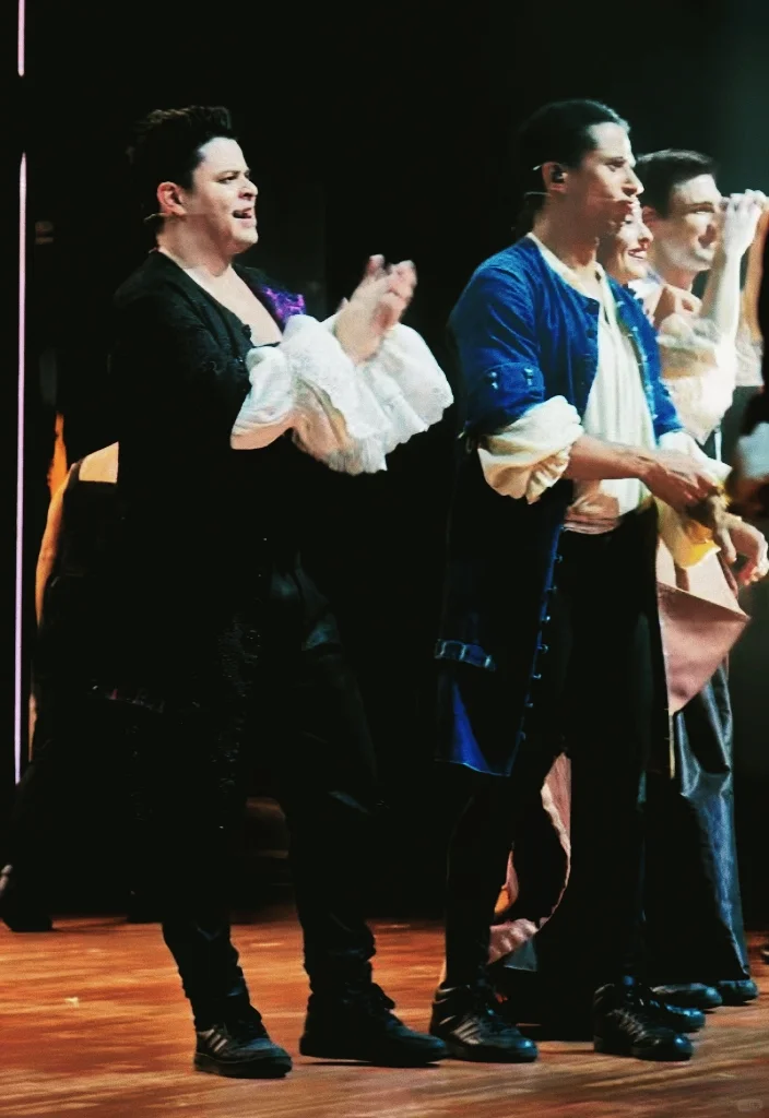 幸福中。。。。。。