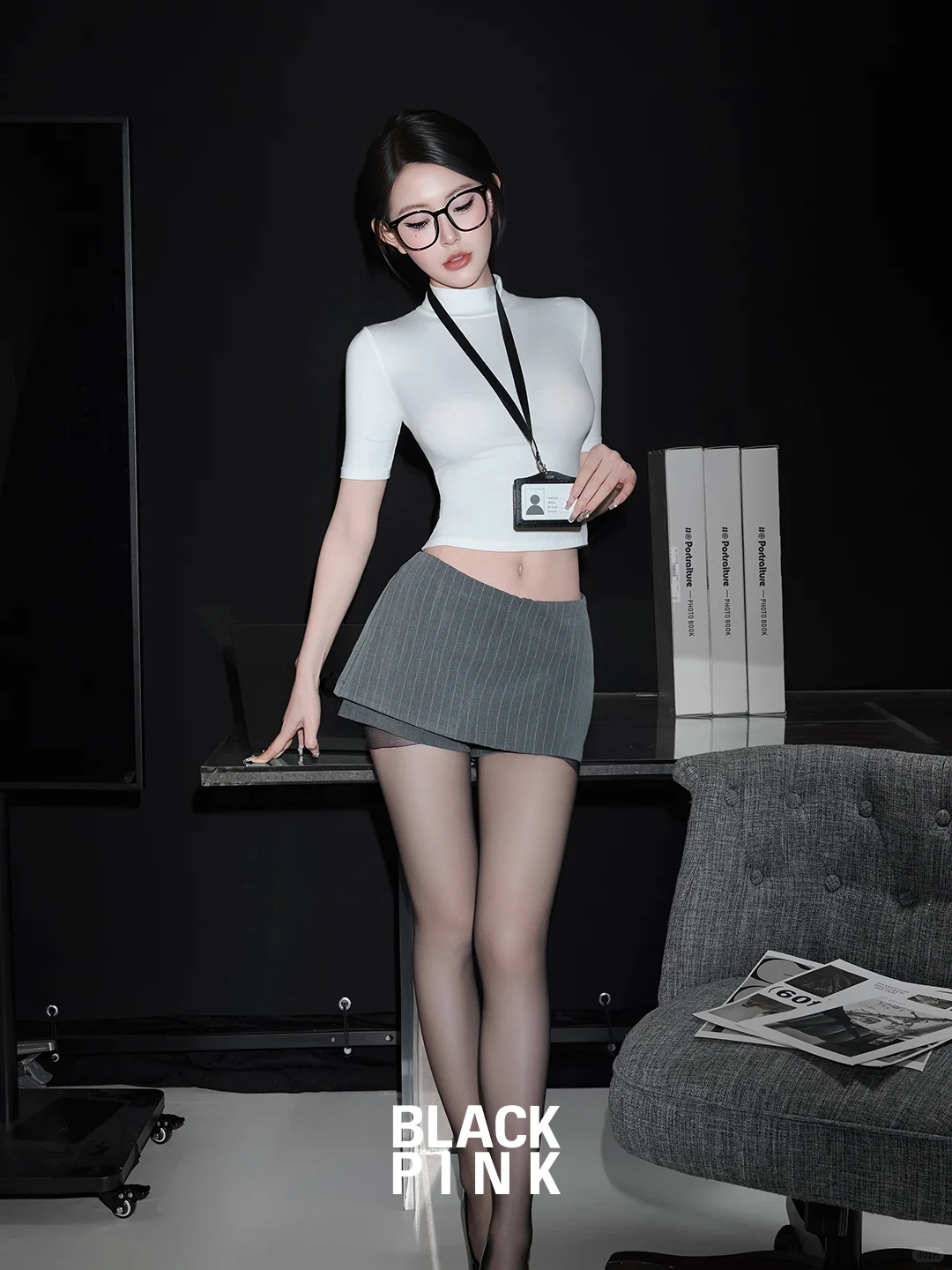 纯欲肖像里💄青丝缠颈，软眸浸甜藏飒