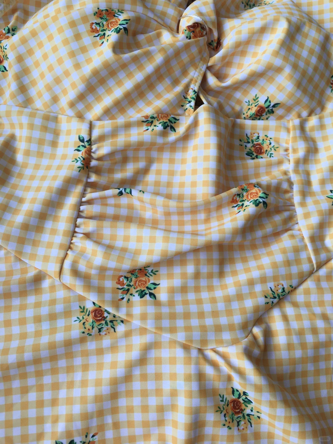 谁穿上都会说一句显瘦✨梨形天菜连体裙泳衣