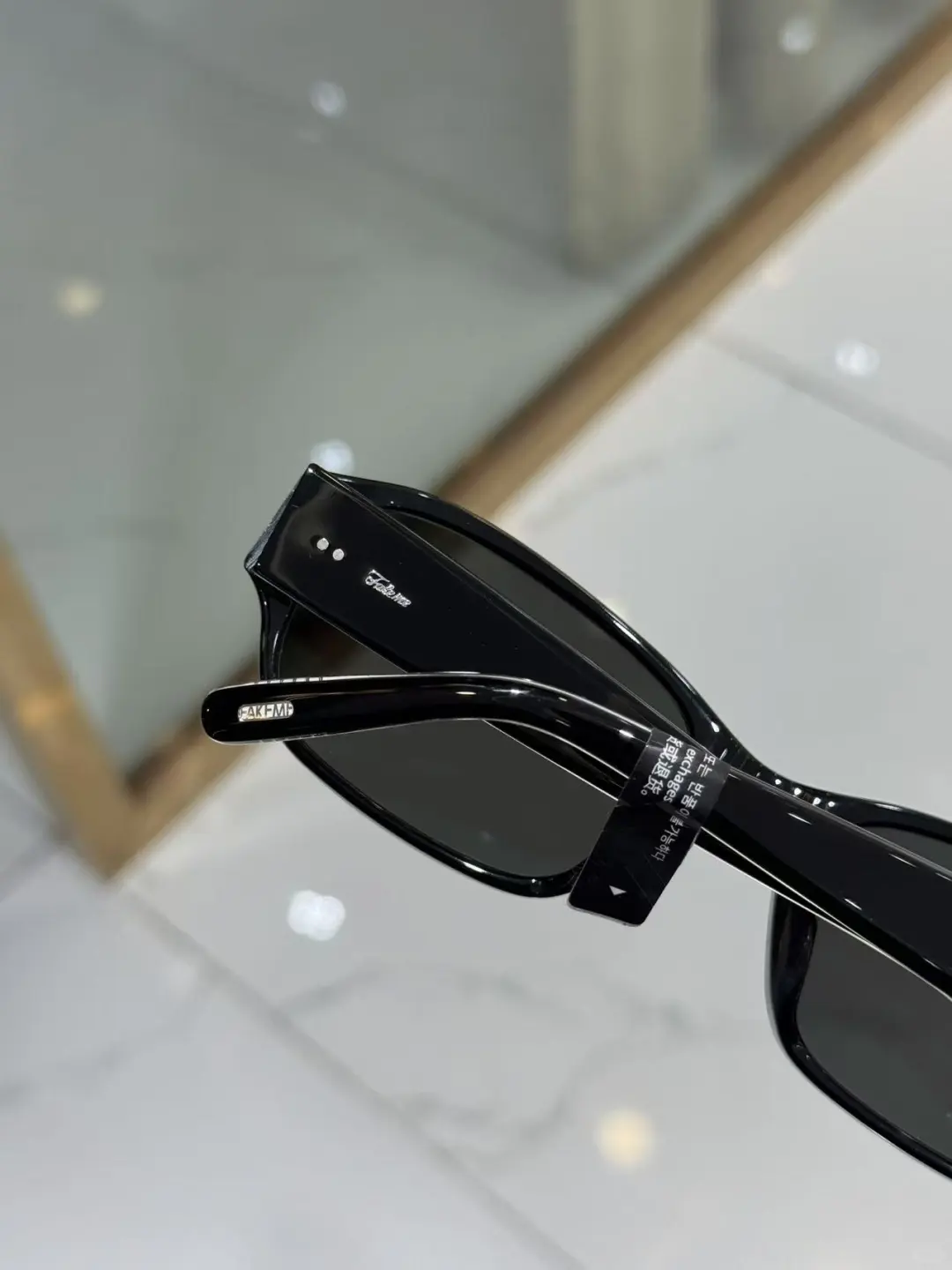 美式辣妹必备！Fakeme防晒窄框墨镜🕶️