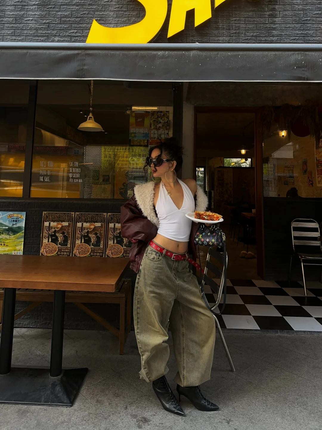 美式辣妹穿搭、舒适时髦并存