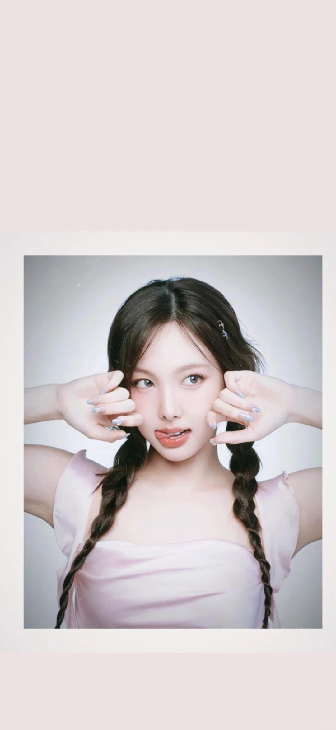 壁纸分享，脸姐好米