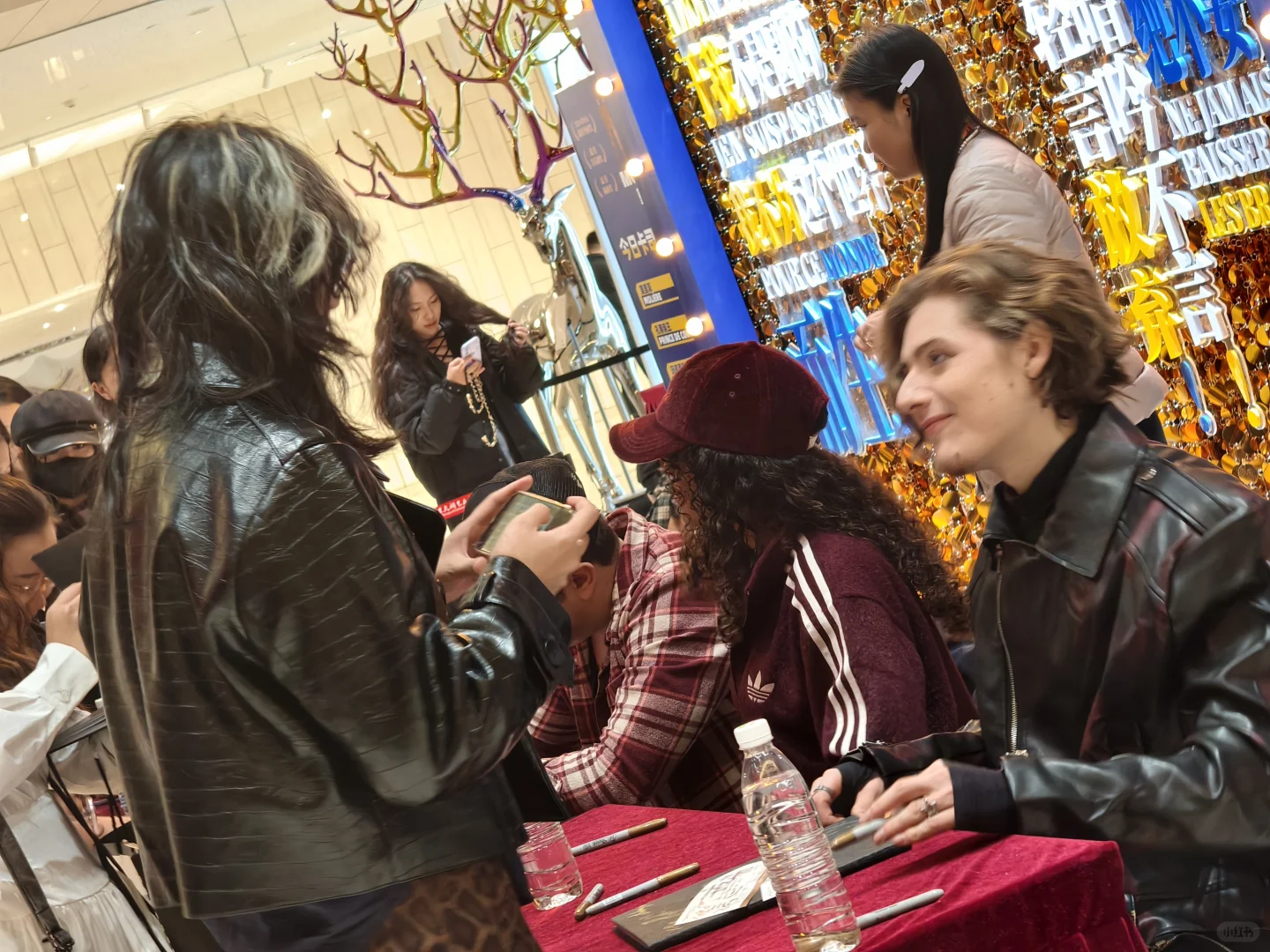 幸福中。。。。。。