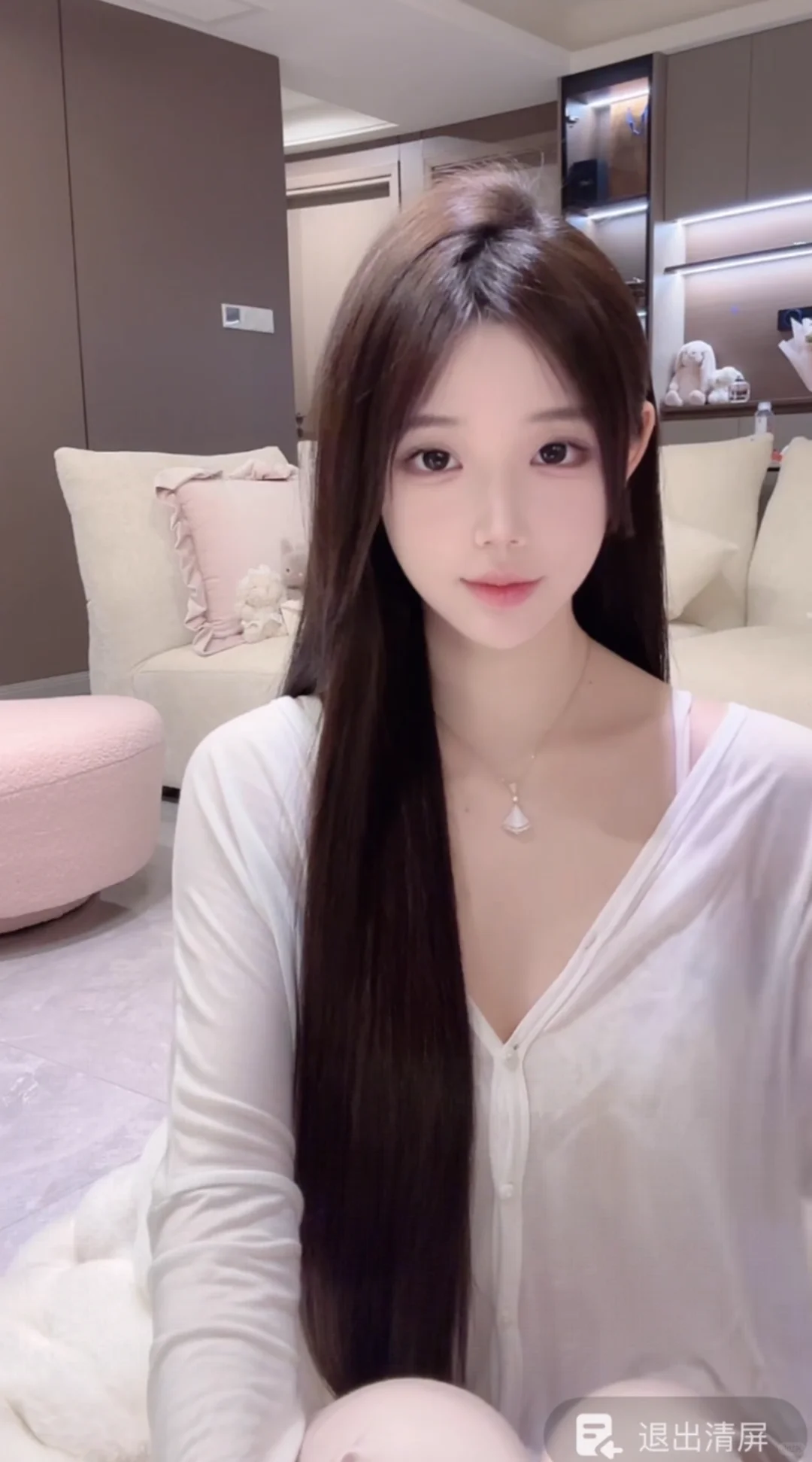 提个问题，抱膝坐播算c边吗…