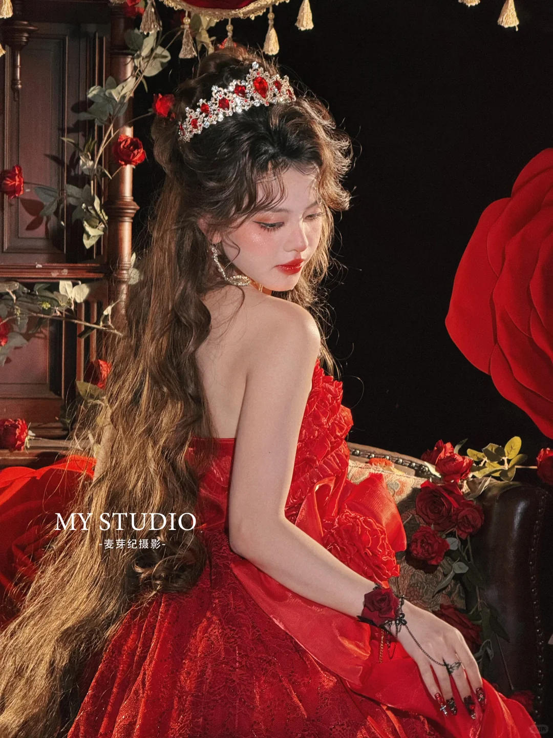 迷失在花园的玫瑰公主🥀油画少女写真