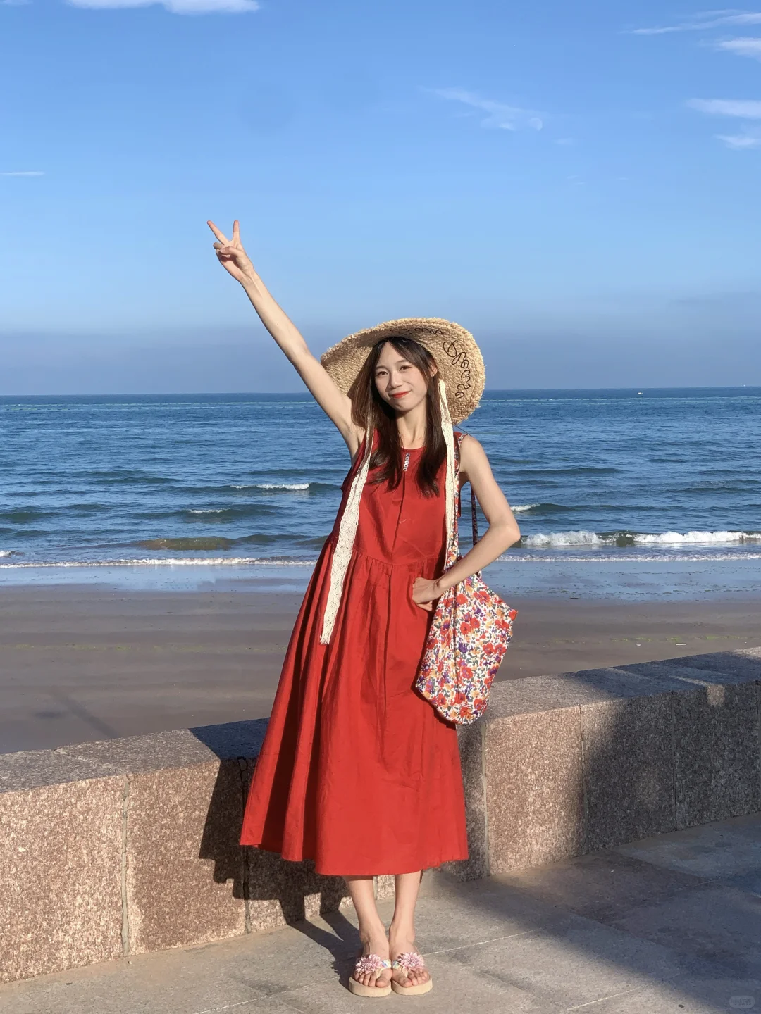 存一些海边拍照姿势！下次去海边就这么拍啦