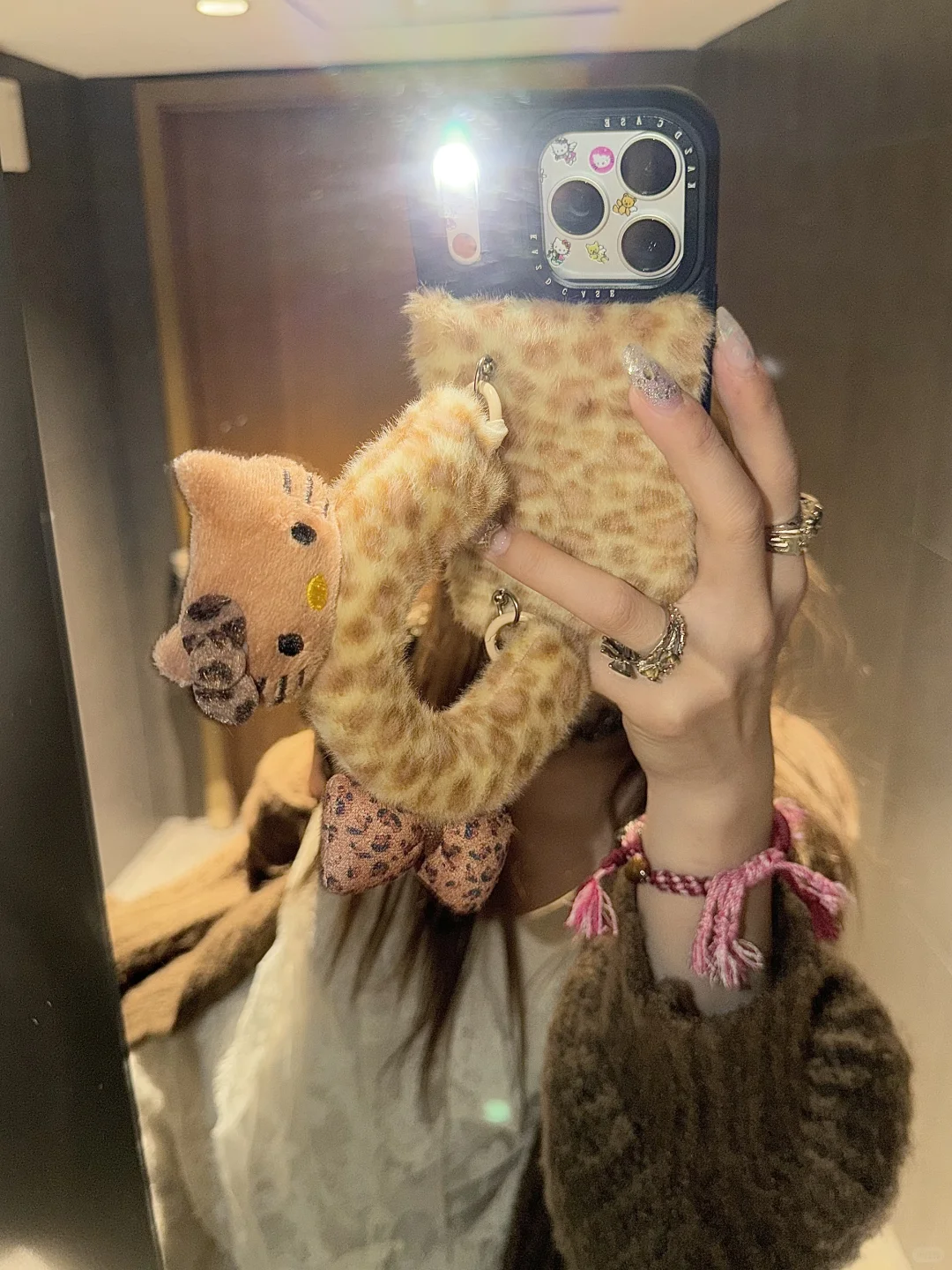 公主辣妹⊹⁺˖໋̟毛绒绒豹纹腕带kitty美辣疯🐆