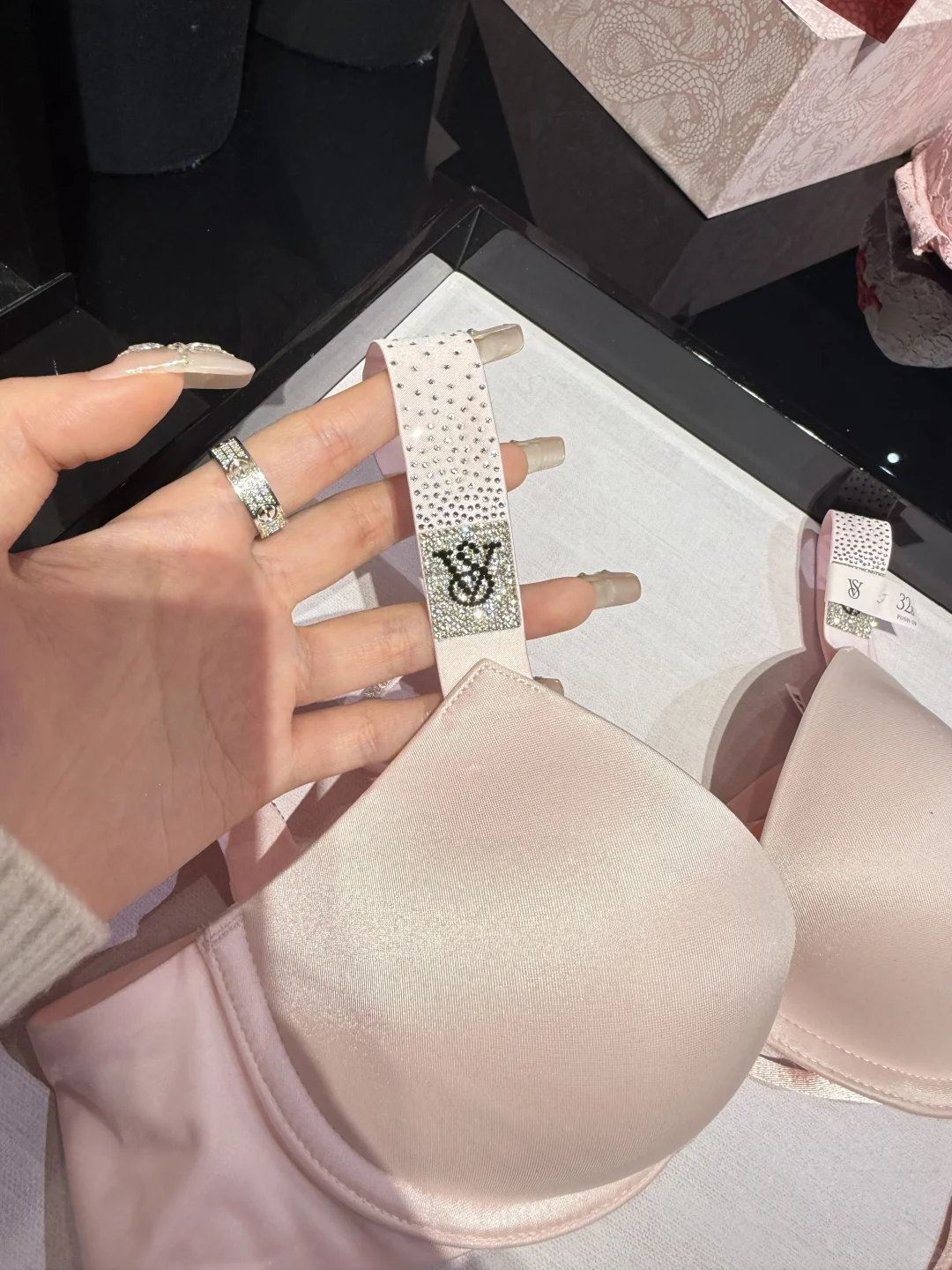 这个粉色噂嘟好看啊🤩