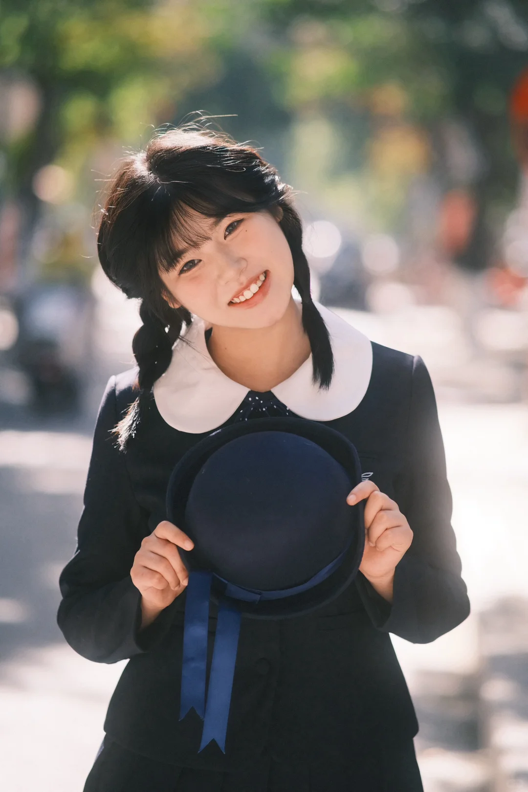 三年A班依依同学