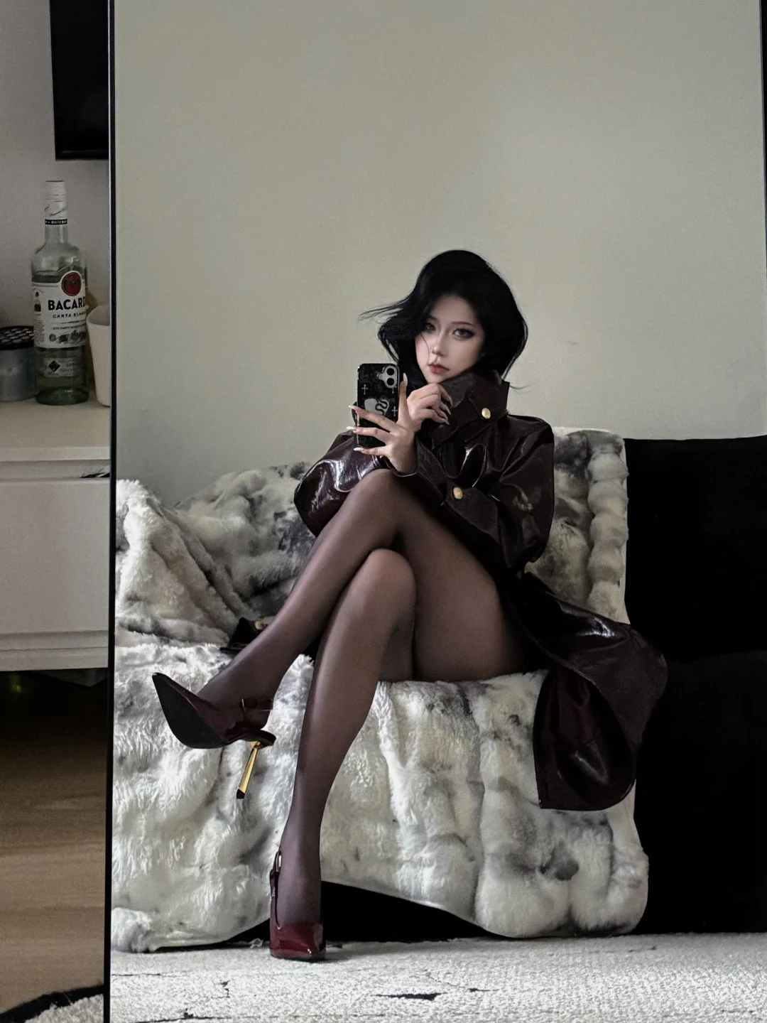 115斤辣妹穿搭|漆皮风衣的含金量