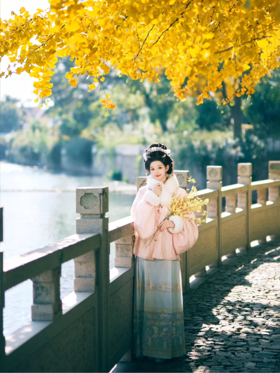 “爹爹说大家千金要样样精通”｜苏州明制写真