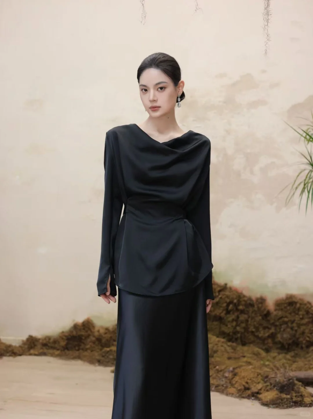 175/49少见的御姐型济南女模