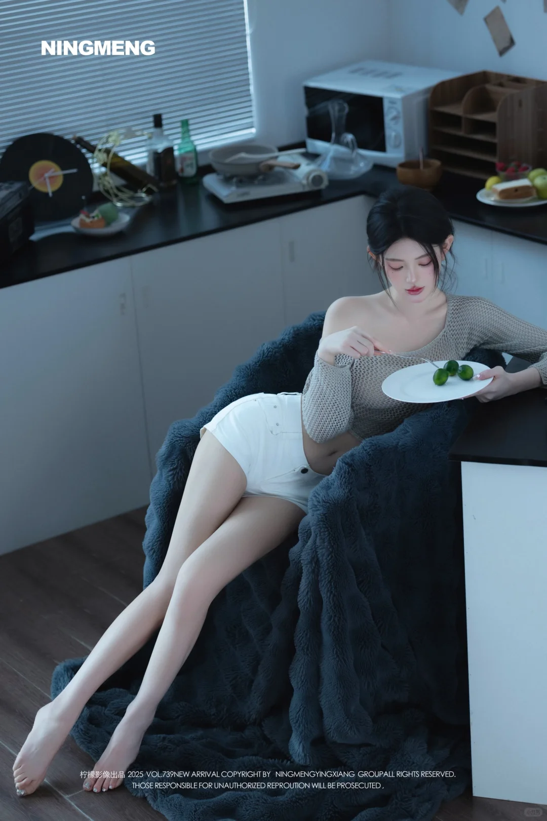 厨房拍照📷居家慵懒风纯欲少女｜杭州写真