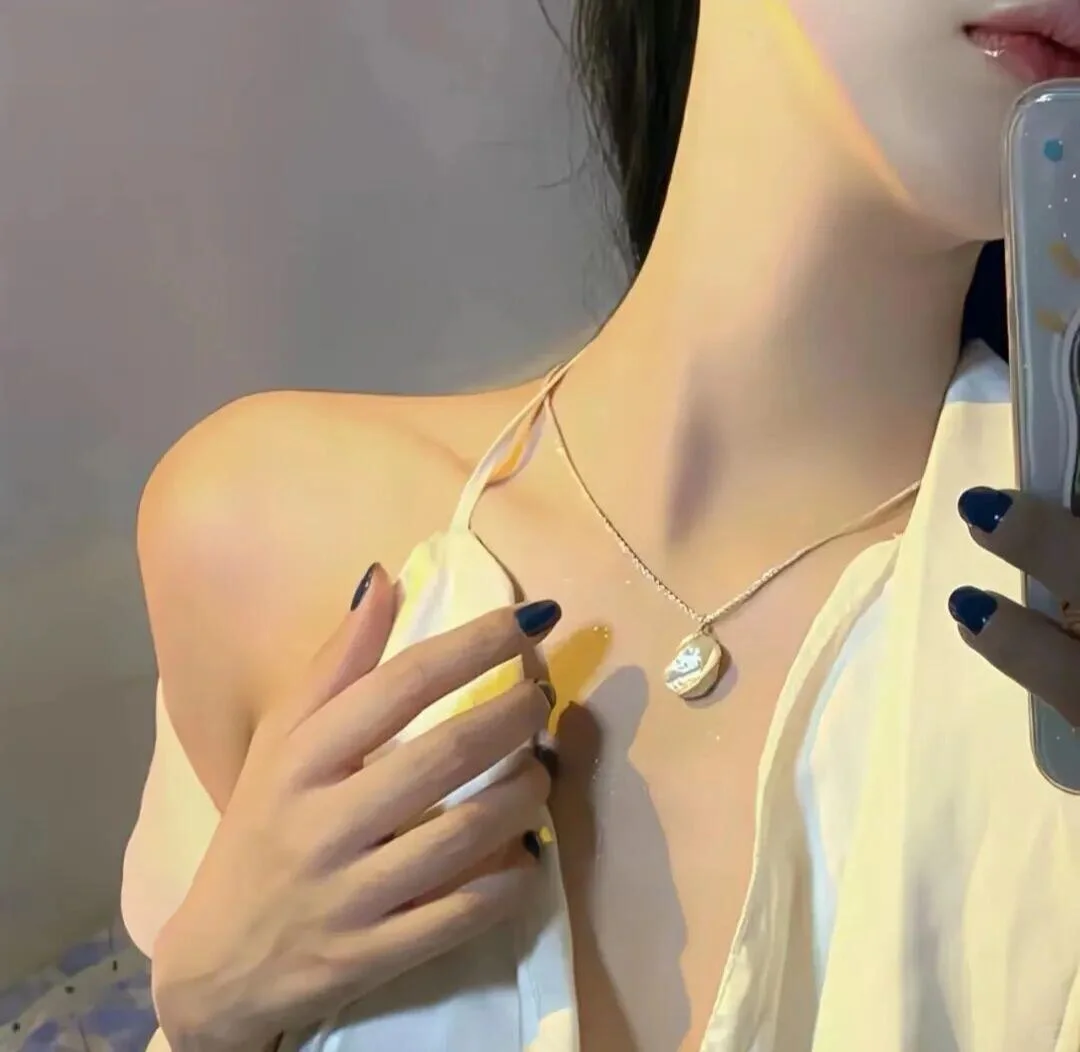 无脸🉐性感女头