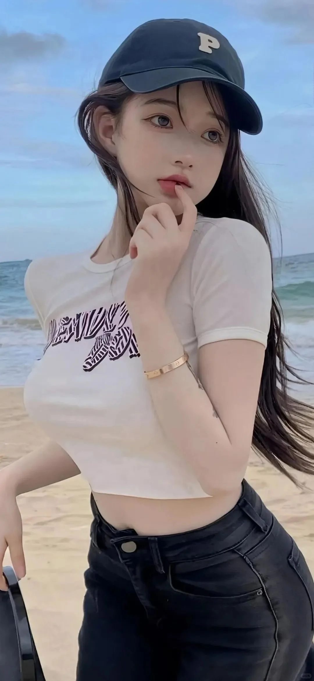 📱壁纸丨短发韩式ins风泳装拍照姿势