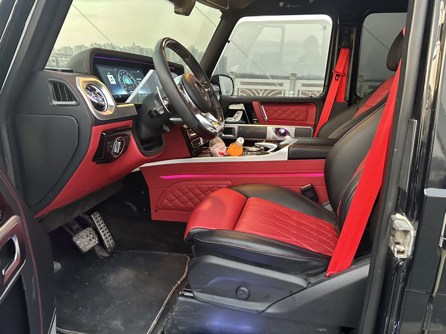 山是山河是河，大G必须拉嫩模