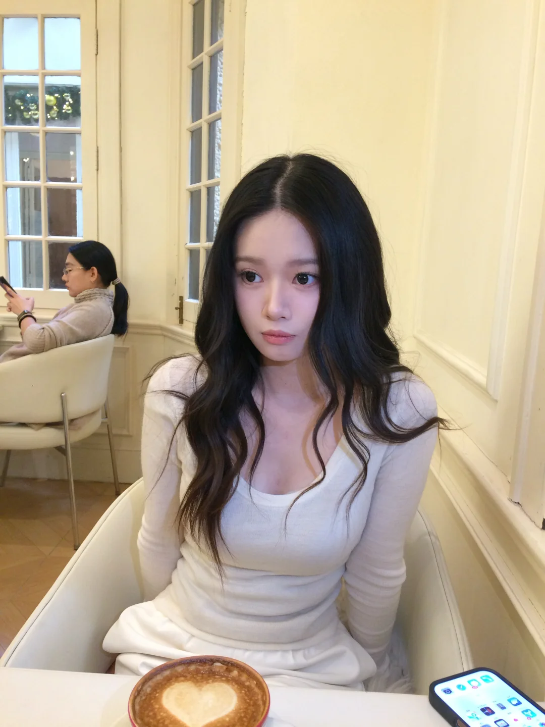 总爱上女人也不是个事啊