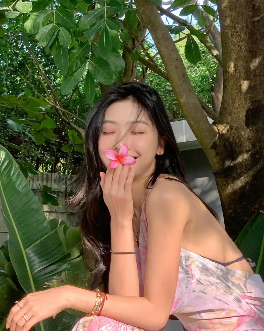 易梦玲💙清凉海滩⛱️