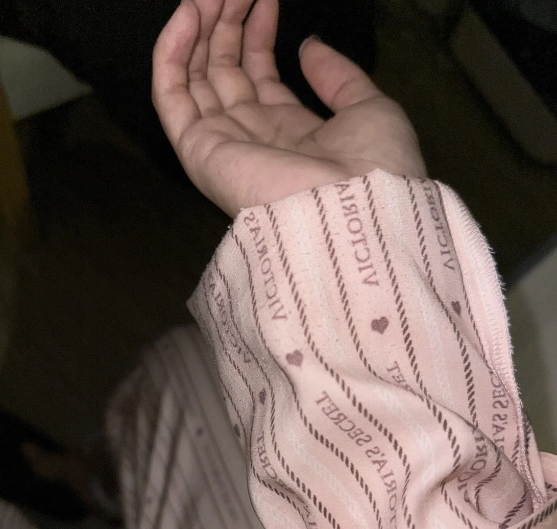 维密粉丝带睡衣起球要不要退