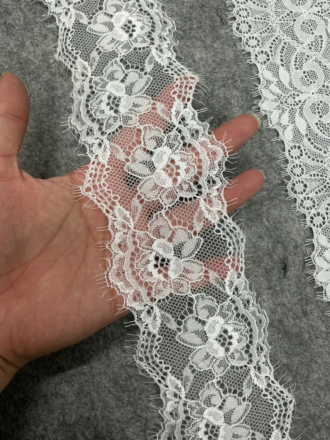 弹力睫毛蕾丝花边～软软的