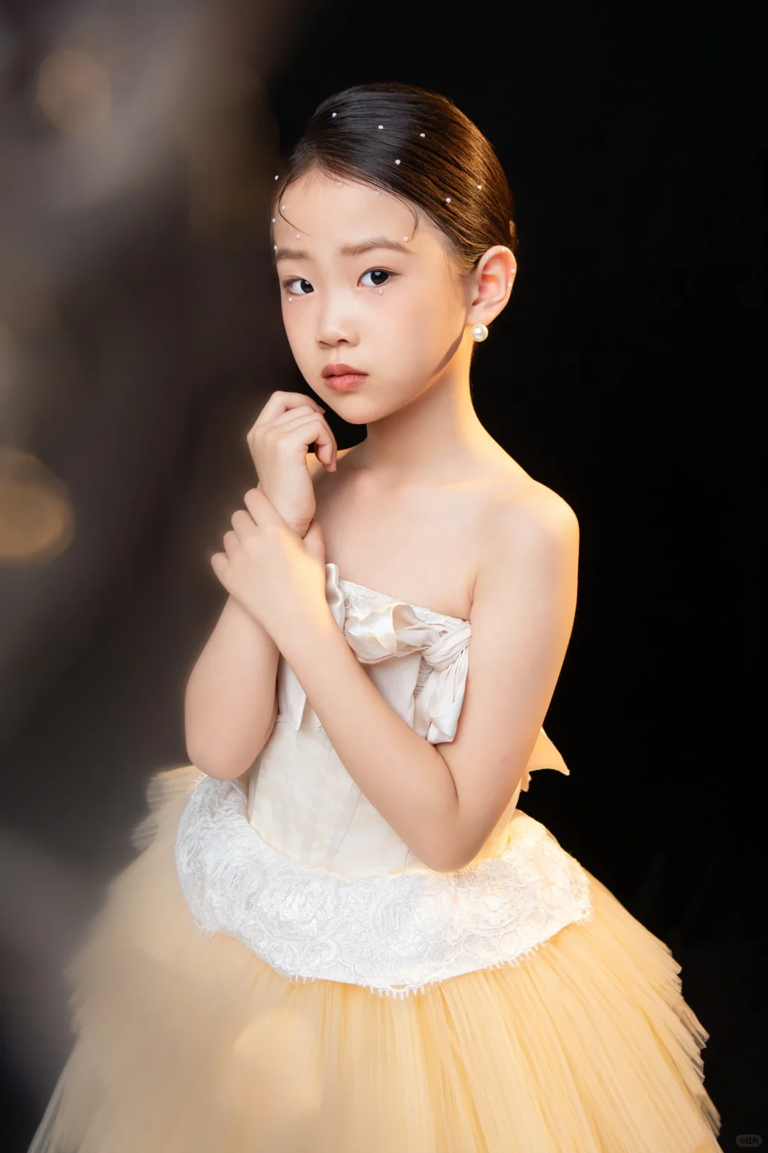 给影楼当模特拍的样片，反的底片也很好看呀。