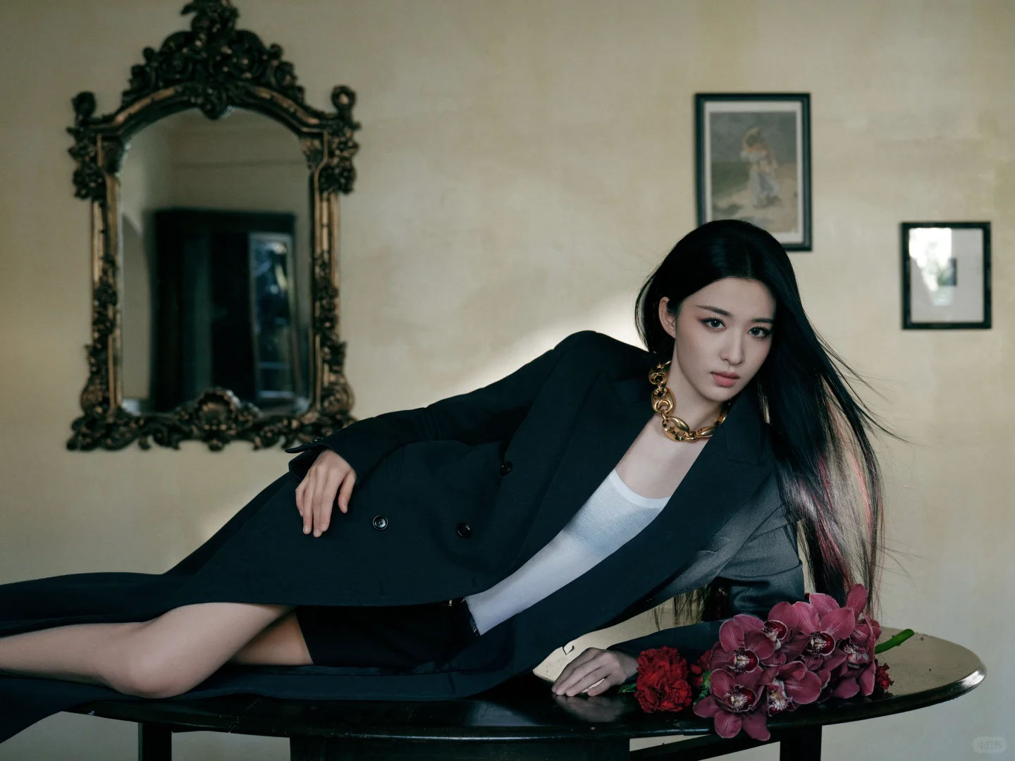 王楚然｜大秀肉丝美腿