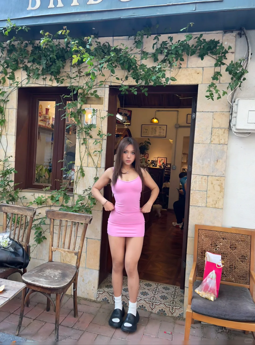 不能放弃粉色和包臀裙