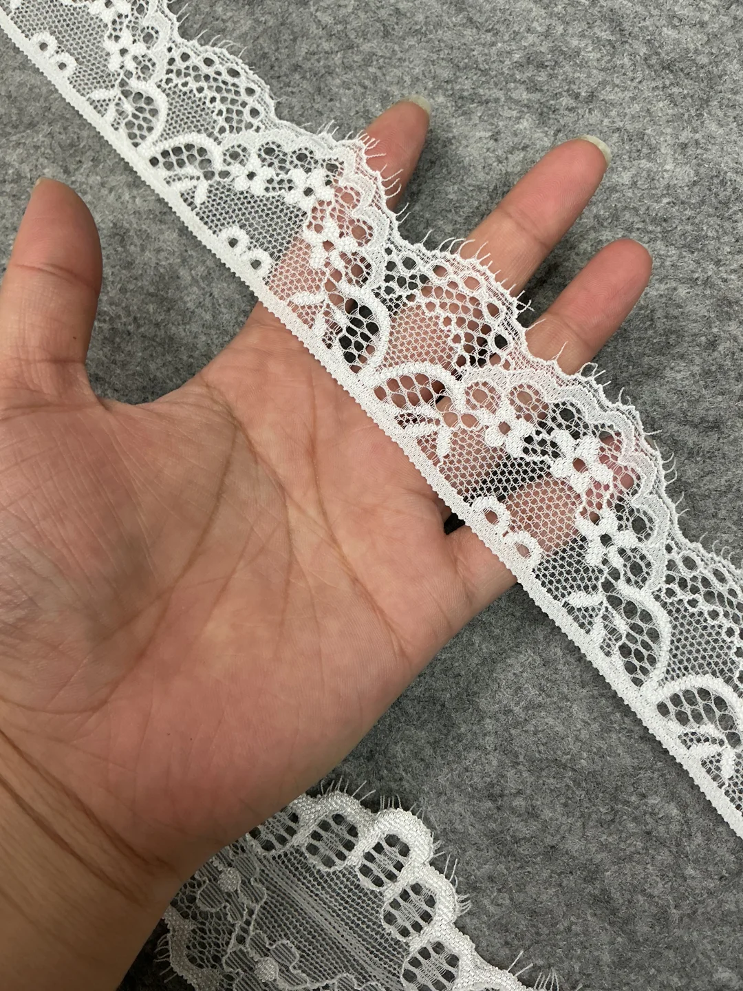 弹力睫毛蕾丝花边～软软的