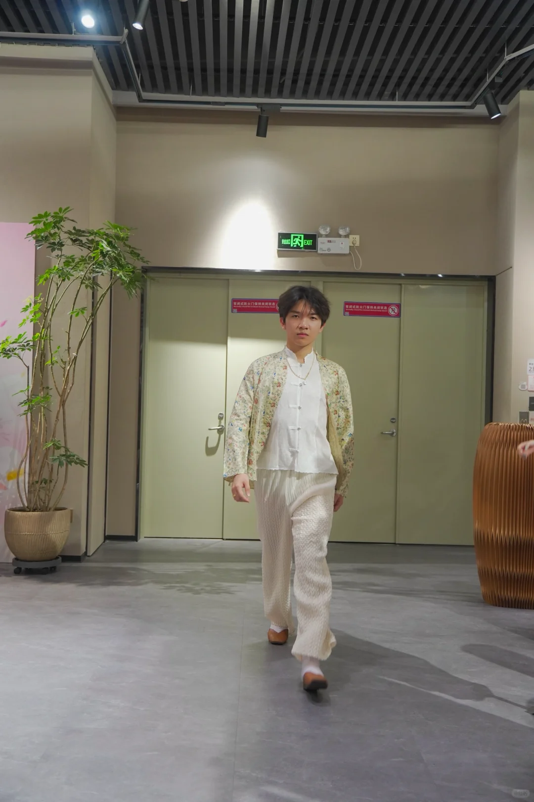 🌿｜深大贵公子出街！这套富二代美学赢麻了