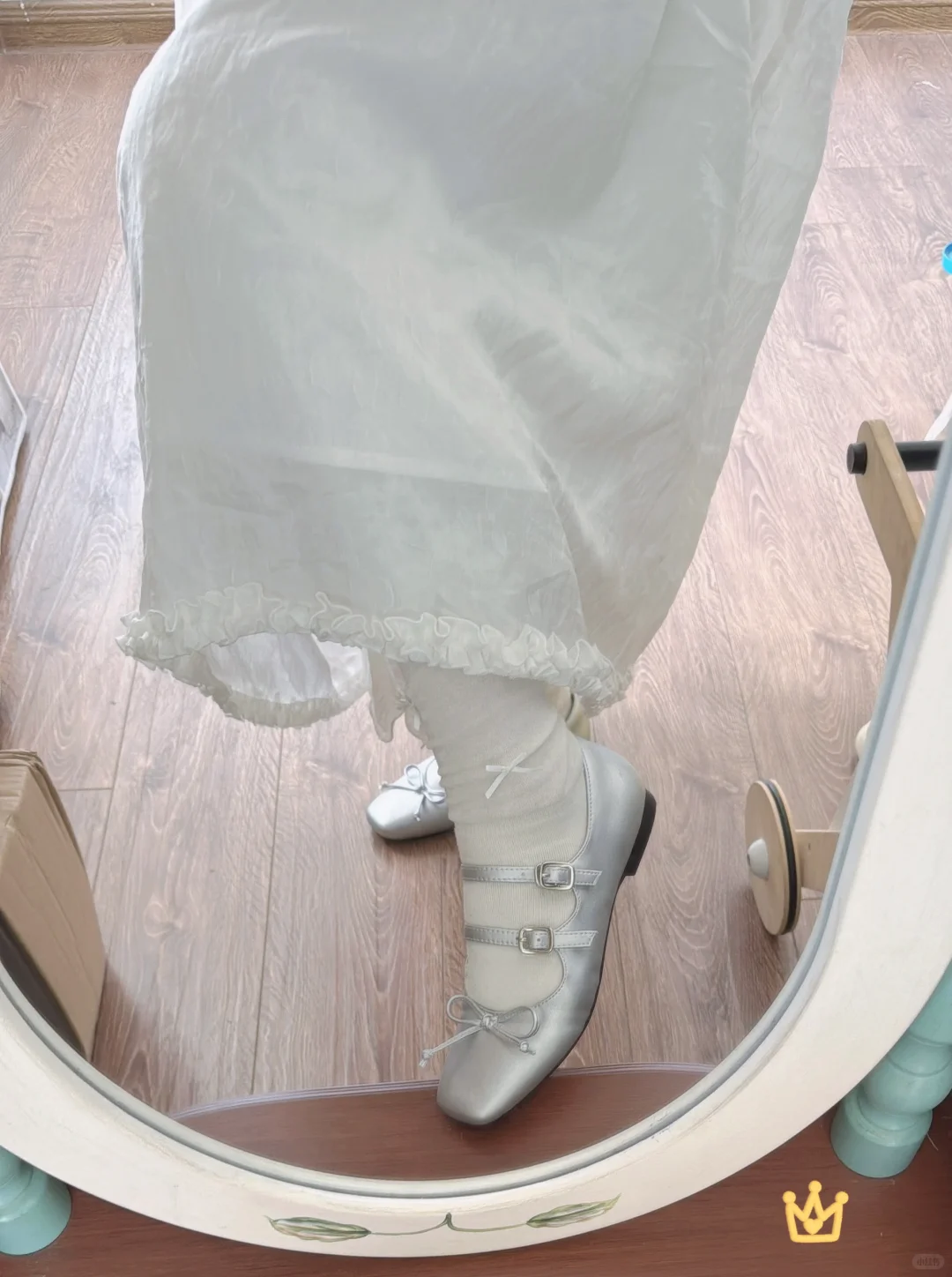 尤爱白裙子，又是发光的一天哦🌟