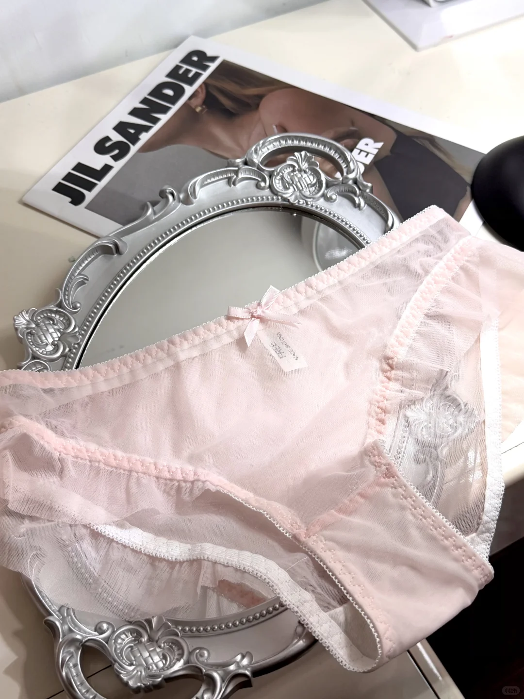 家人们今天要被我粉色内衣惊艳到！