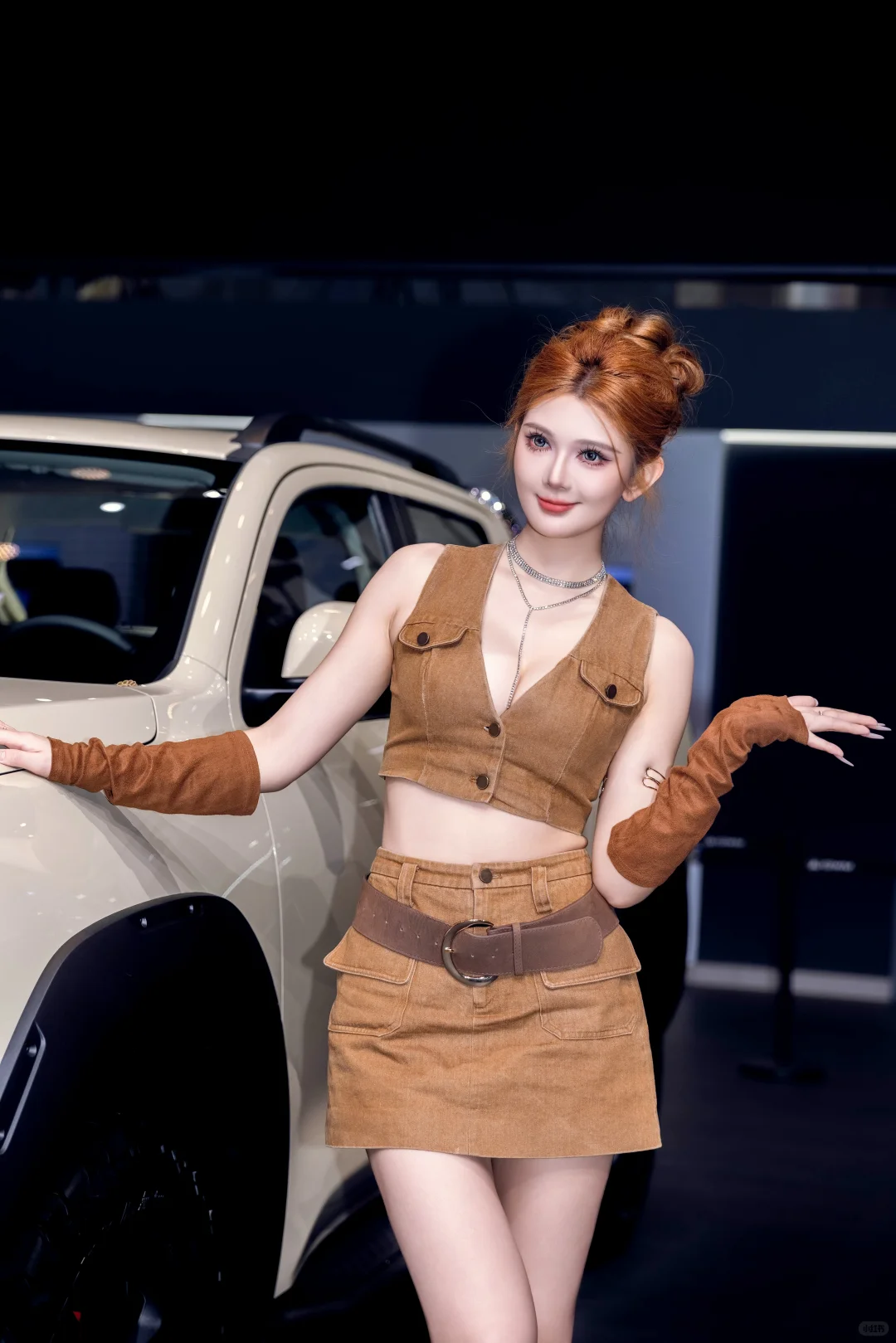 广州车展，美女车模，有谁知道叫什么