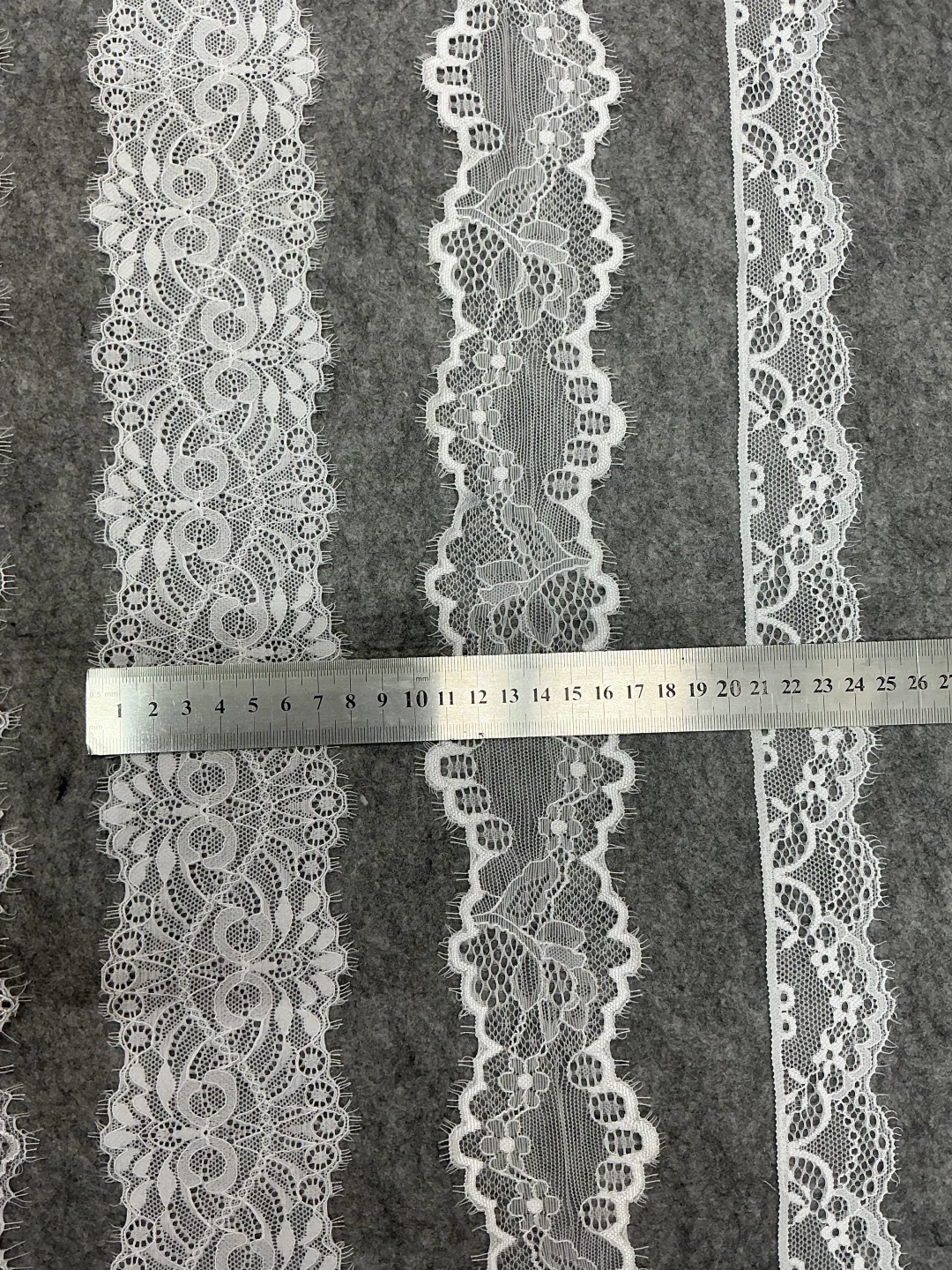 弹力睫毛蕾丝花边～软软的