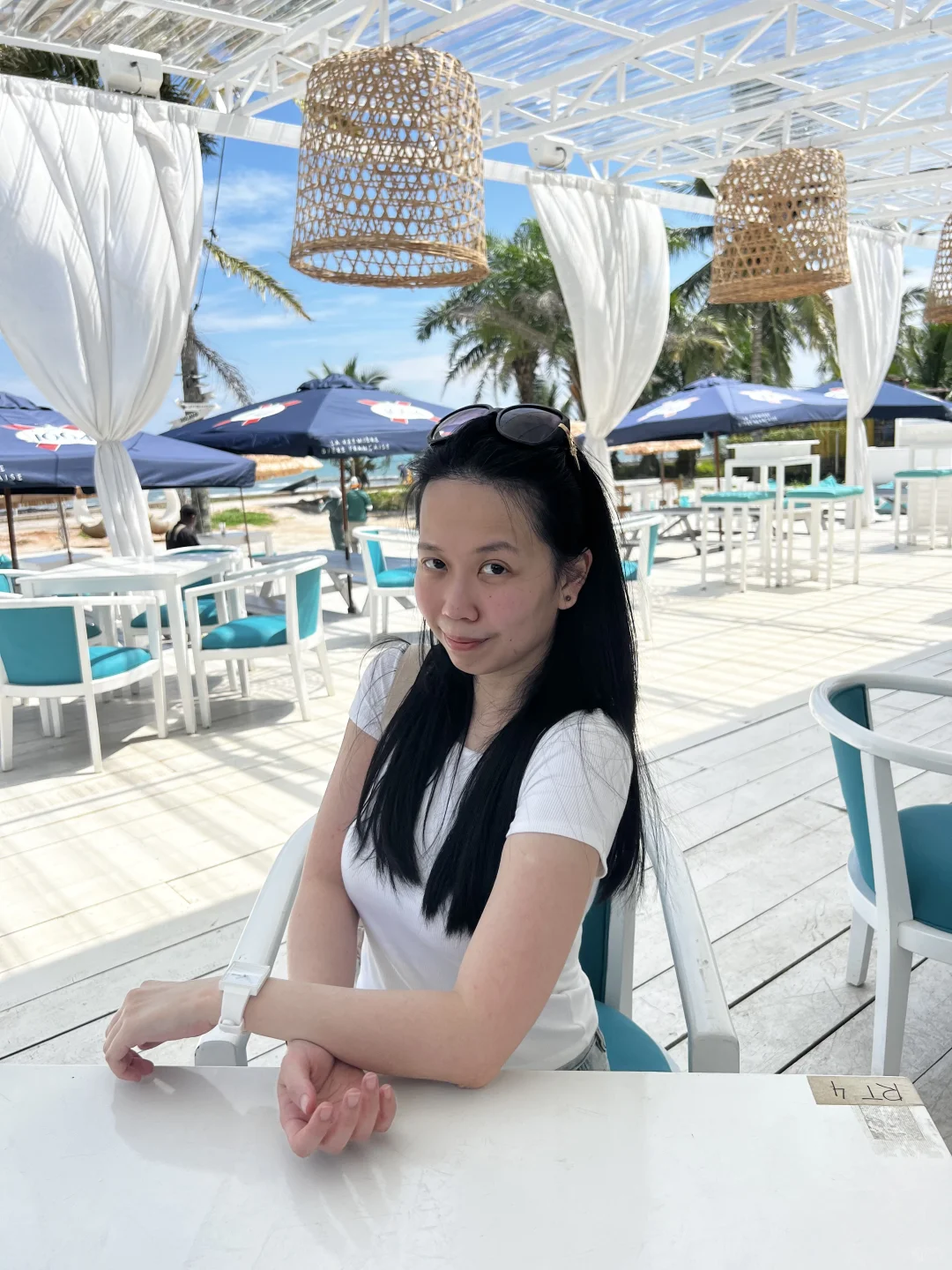 去好看的海边吹吹风