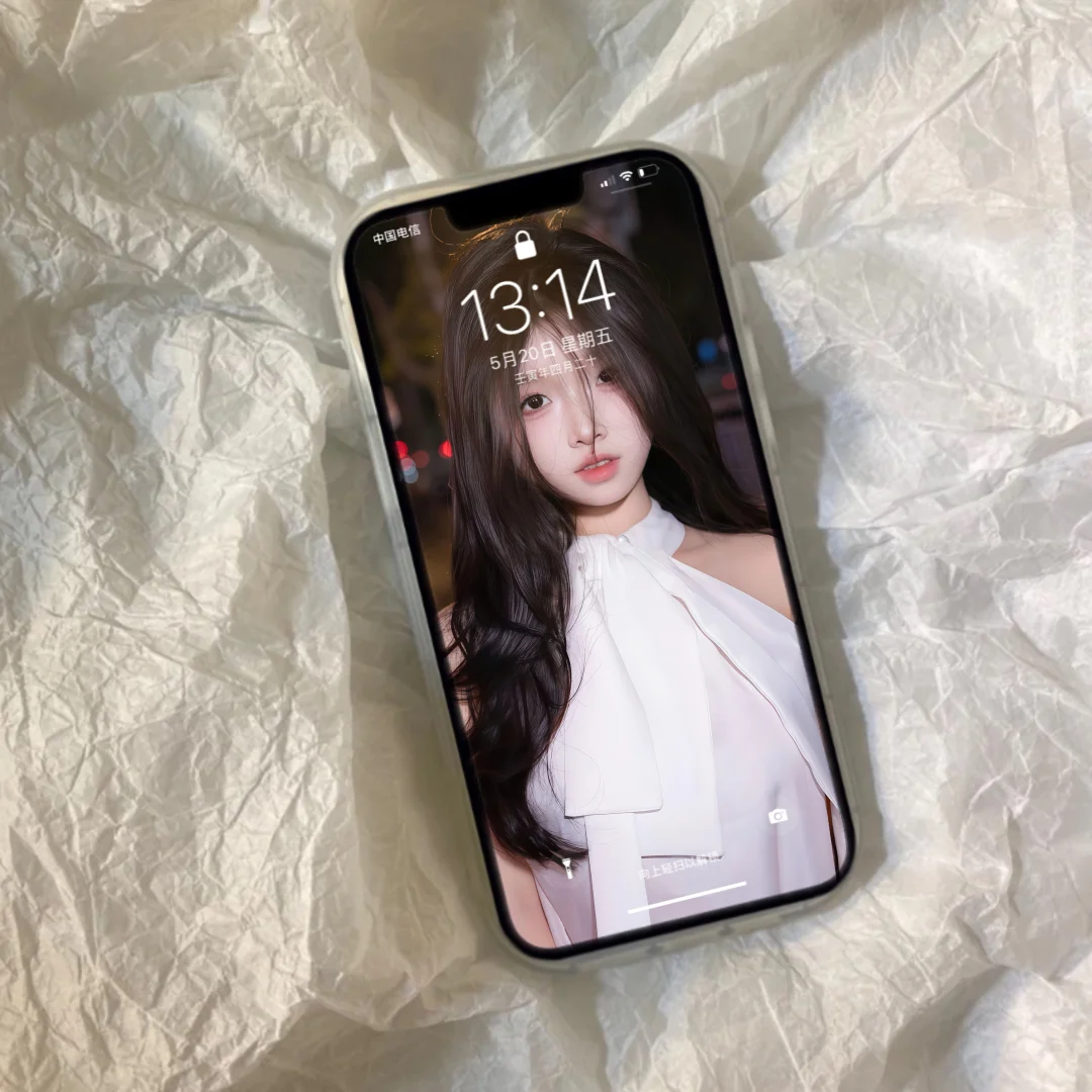 【110 期】因为这组壁纸，我私信爆了！