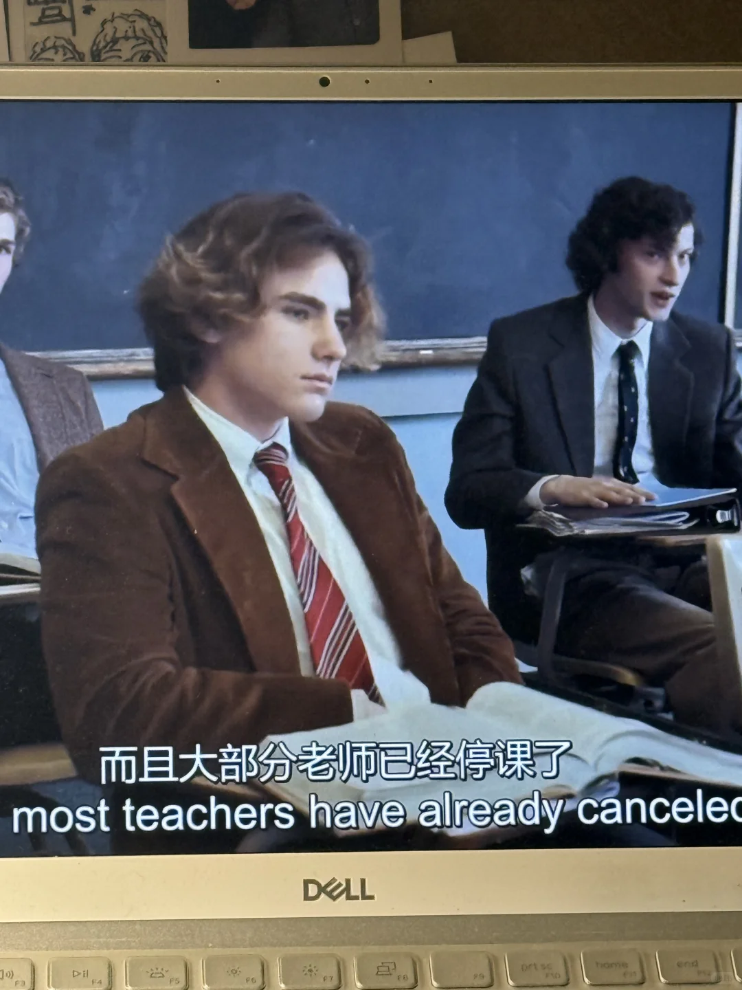 怎么连配角也这么帅啊