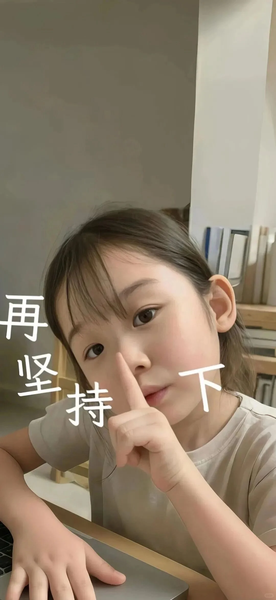 手机壁纸，女生壁纸