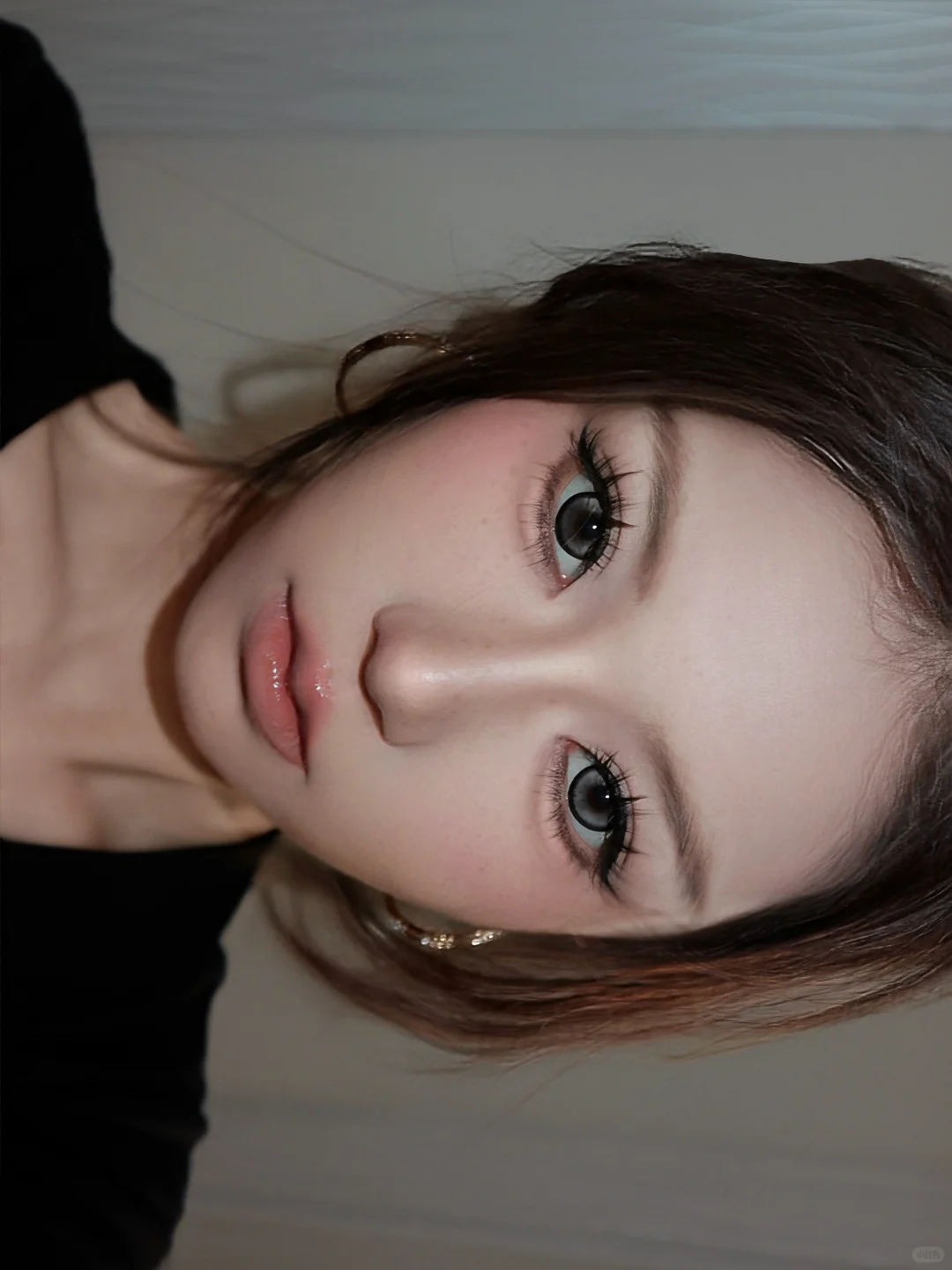 模仿美人嗔怒哈哈哈哈。。。