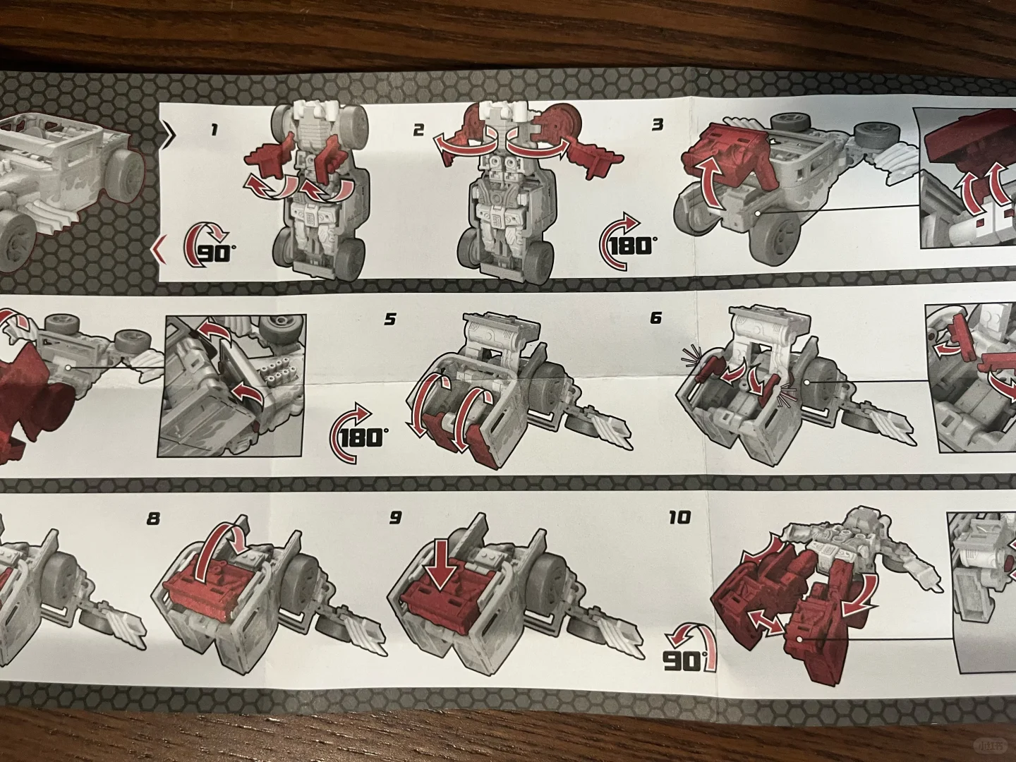 风火轮+变形金刚联动：碎骨登场！