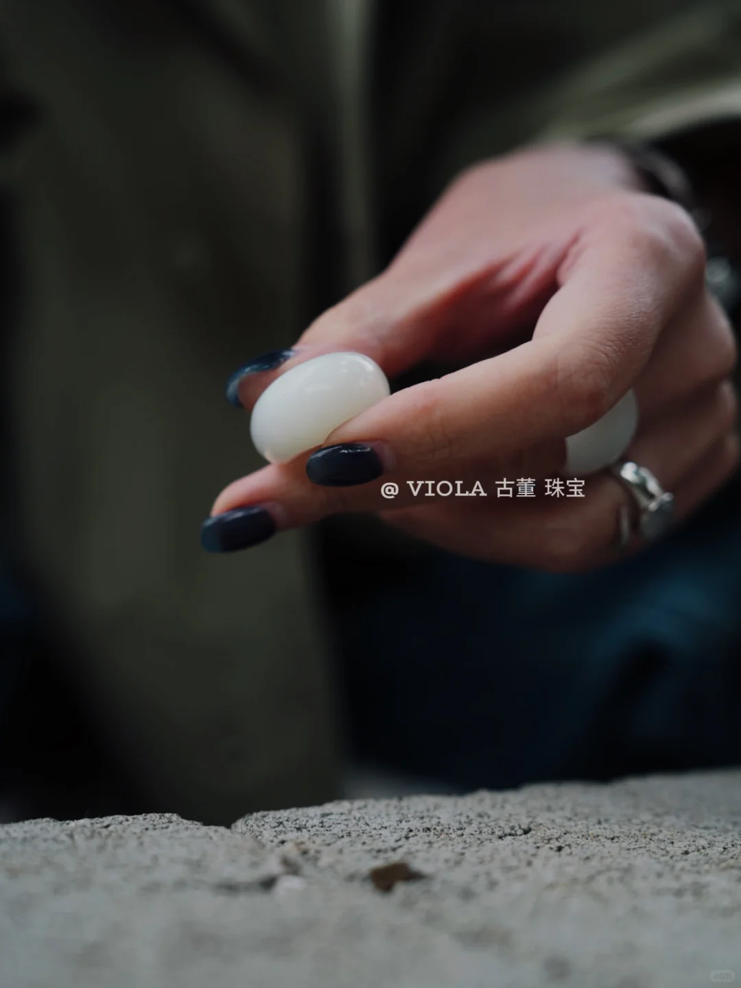 籽料｜“油疙瘩”一抹脂润，爱不释手的掌心尤物