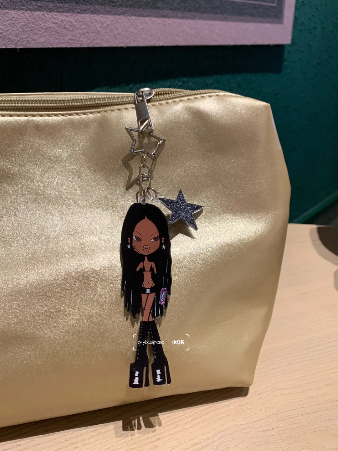 家人们帮我给这三个辣妹想个名字吧