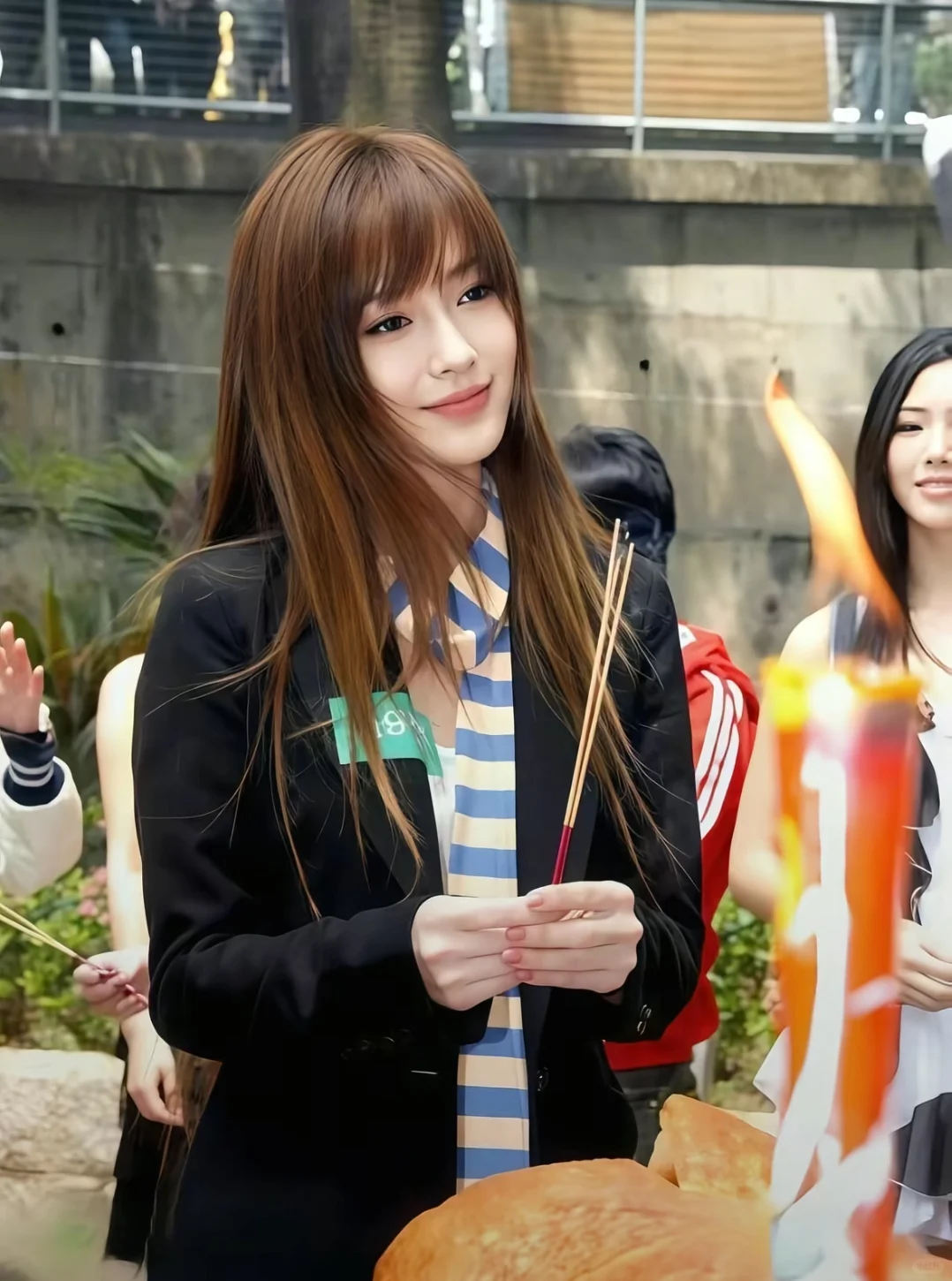 杨颖早期嫩模照封神！这才是天然混血神颜吧