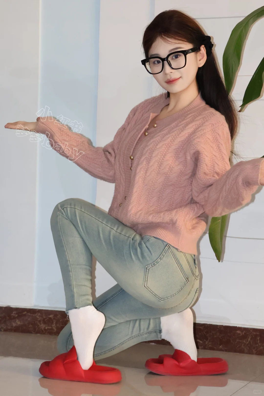 亲嘴喜欢咬舌头让你难以忘怀的坏姐姐罢了。