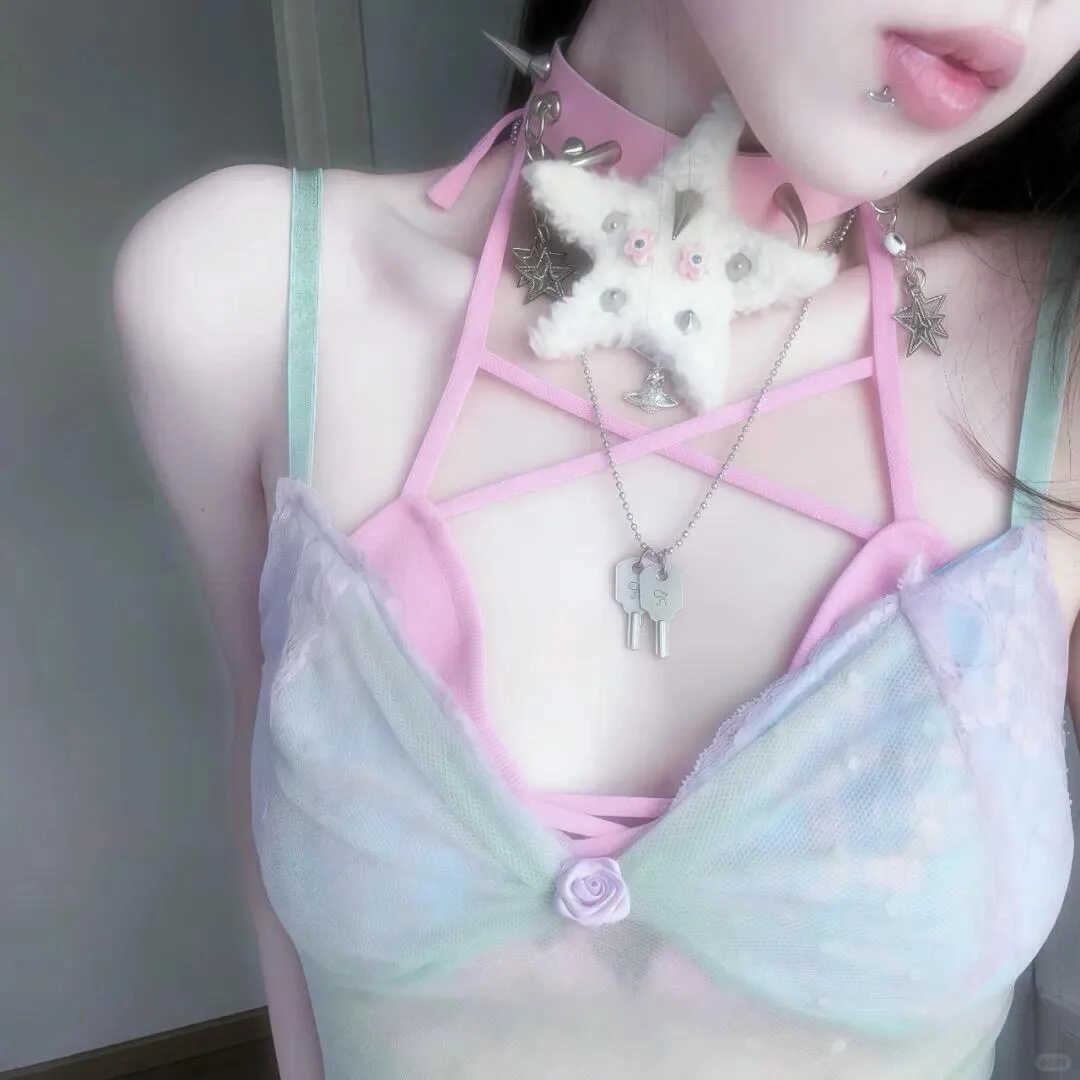 无脸🉐性感女头