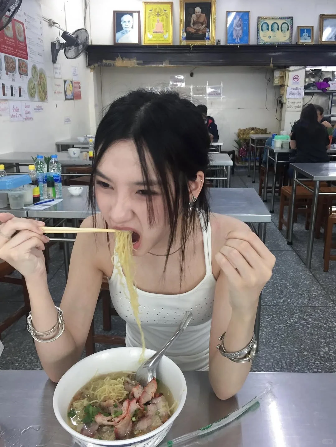 ins🫧peerakaz｜🐚🏖️👙